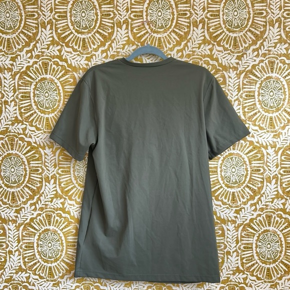 LALABU V-Neck Short Sleeve Dad Shirt in Fern Green Size M - Picture 8 of 8